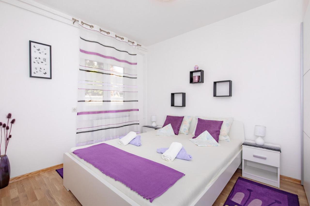 Apartment Lavanda With Beautiful Garden Krk Town Exterior photo