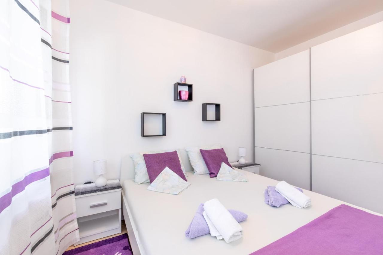 Apartment Lavanda With Beautiful Garden Krk Town Exterior photo